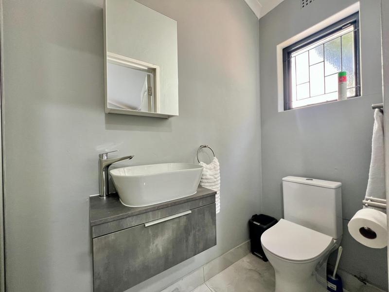 4 Bedroom Property for Sale in Helgarda Estate Western Cape